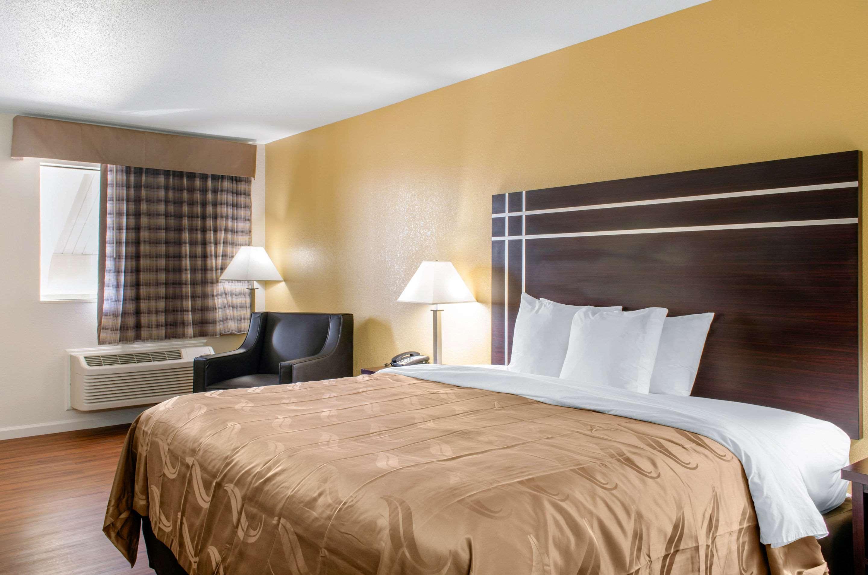 Quality Inn McComb Extérieur photo
