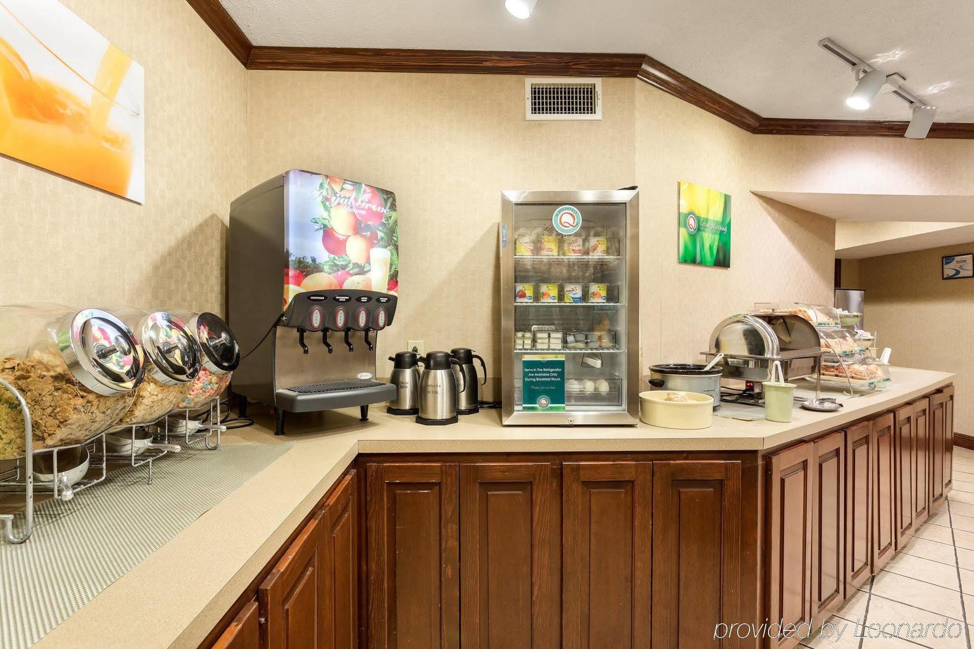 Quality Inn McComb Extérieur photo